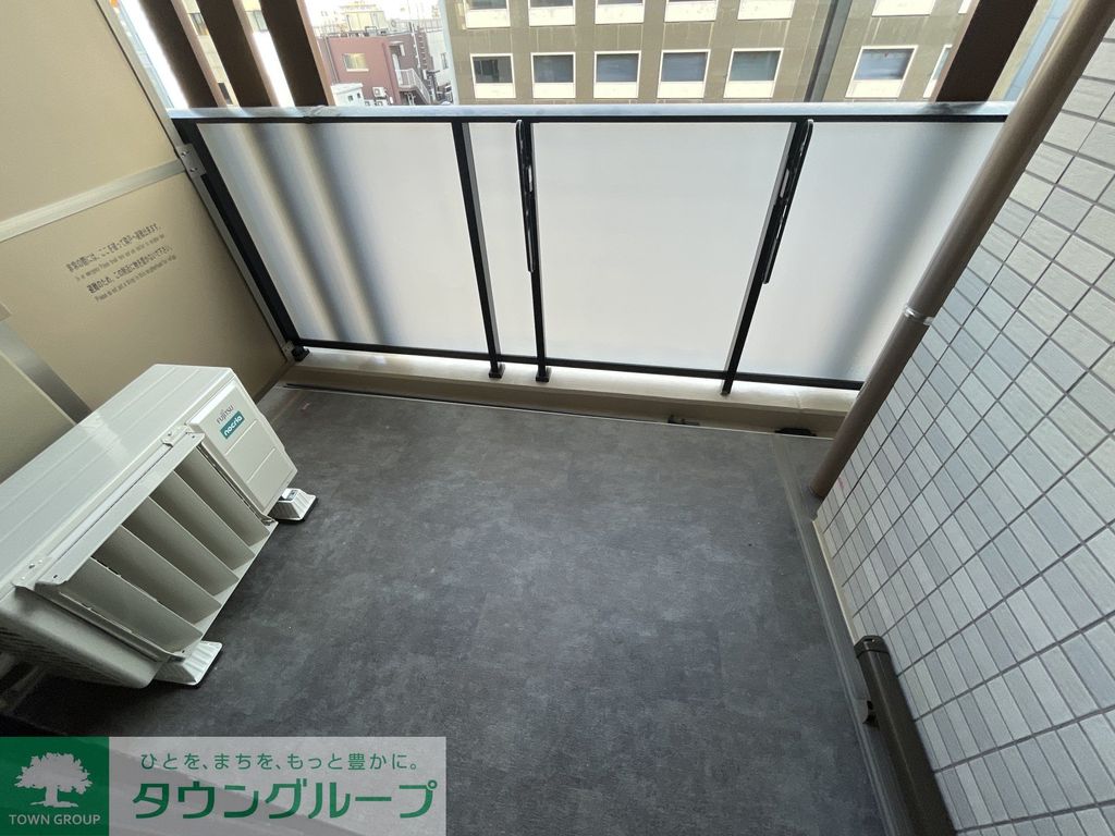 バルコニー　バルコニー