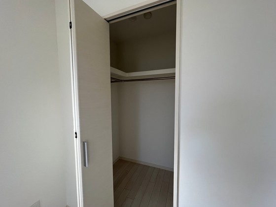 収納　※別部屋の写真です