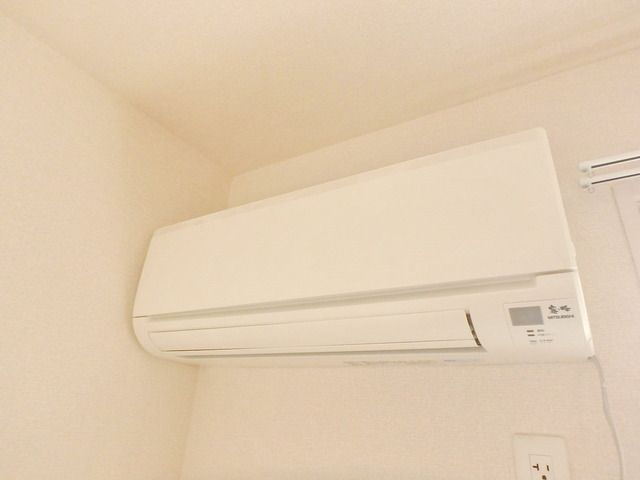 その他　★エアコン★