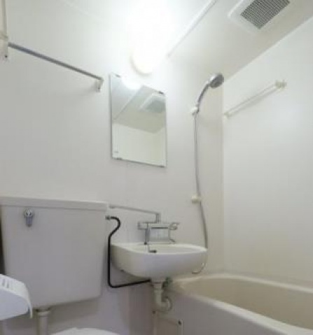 バス・シャワールーム　保証人不要