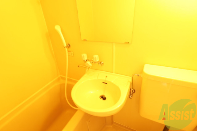 洗面設備　こちらで歯磨きやセットをしてくださいね～。