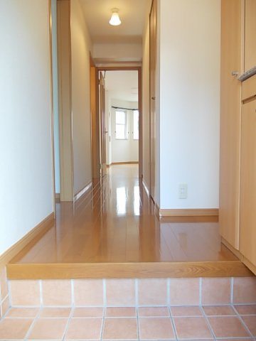 玄関　シンプルで使いやすい玄関です