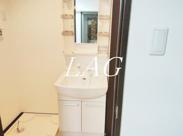 洗面設備　洗面台です。