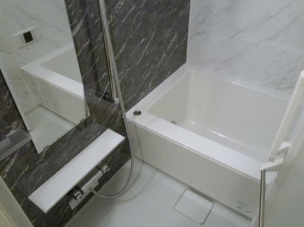 バス・シャワールーム　風呂