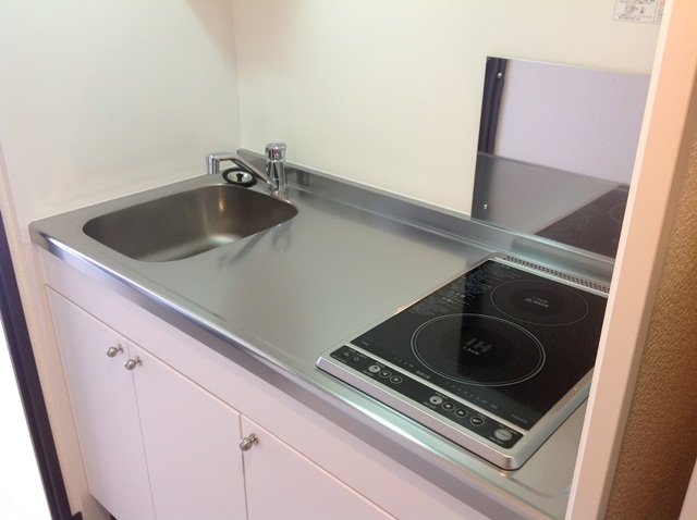 キッチン　シンク下に収納スペースありです。