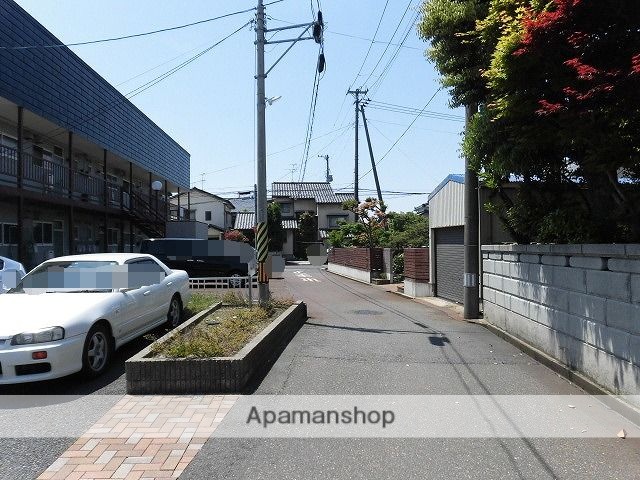 その他　前面道路（その他）まで0m