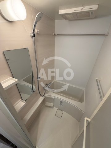 バス・シャワールーム　Metrosa谷町六丁目North　浴室