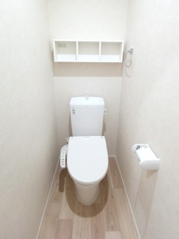 トイレ　温水洗浄暖房便座付き