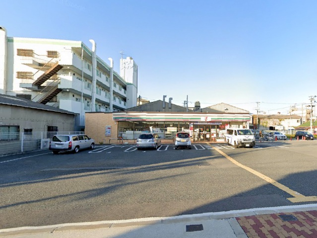 コンビニ　セブンイレブン大阪加美正覚寺店（コンビニ）まで216m
