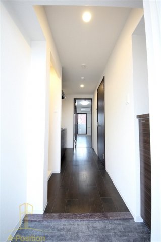 玄関　レオンヴァリエ福島野田