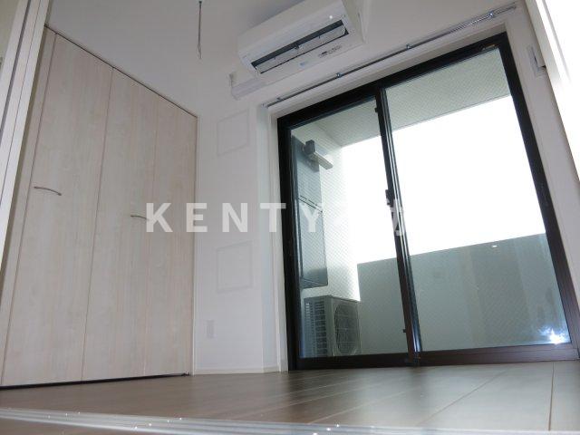 その他部屋・スペース　落ち着いて過ごせるお部屋なので、寝室にいかがでしょうか