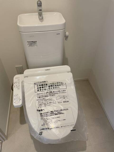 バルコニー　浴室乾燥機完備