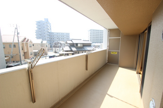 バルコニー　※参考、別号室