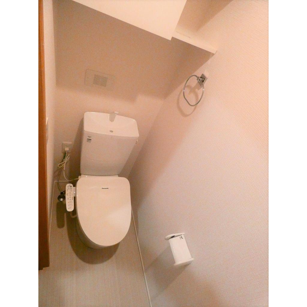 トイレ　ゆったりとした空間のトイレです