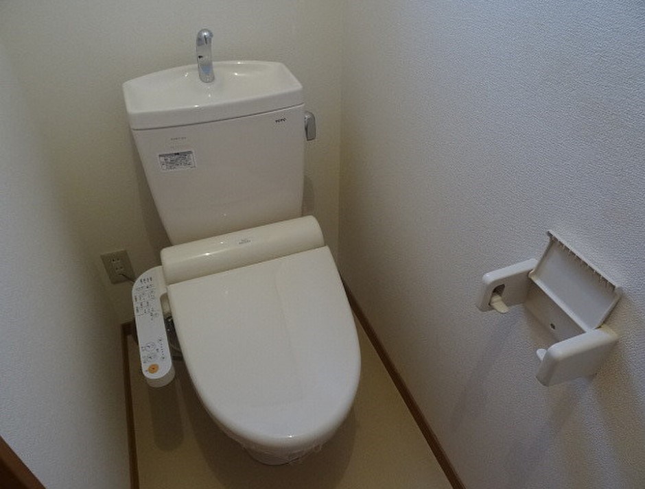 トイレ　※別部屋参考画像