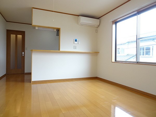 居室・リビング　※別部屋参考画像