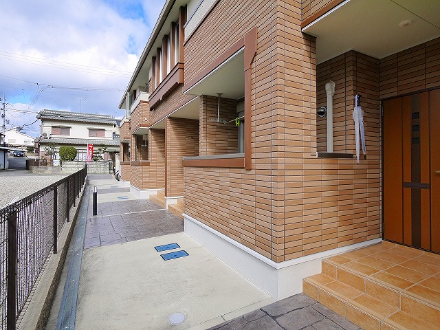 エントランス　清潔なエントランスです