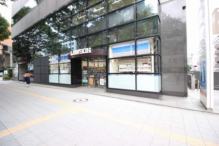 コンビニ　ローソン　仙台上杉一丁目店（コンビニ）まで160m