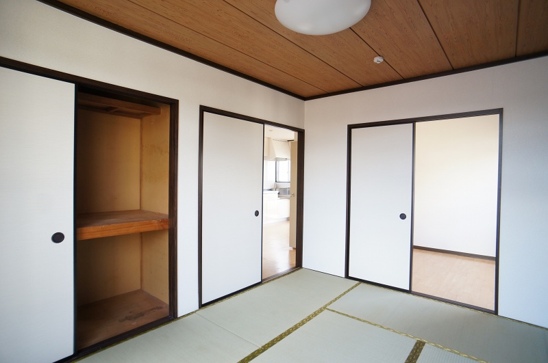 収納　和室には1間の押入れ収納があります