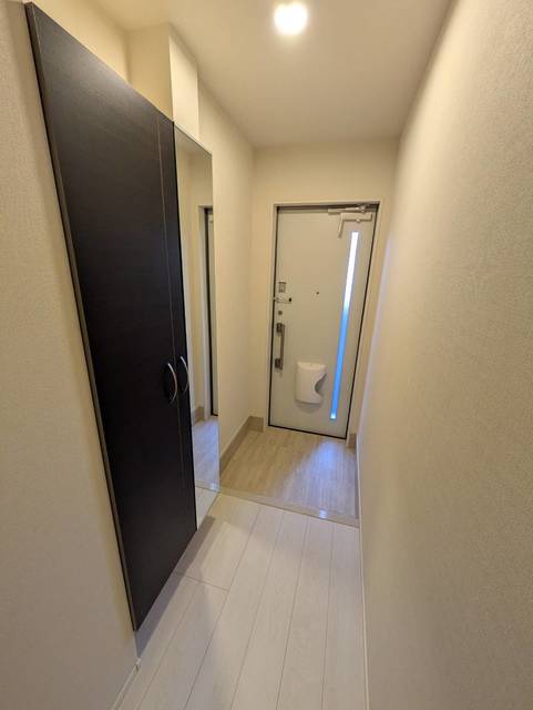 玄関　同施工会社参考写真です