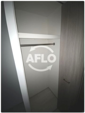 収納　エスリード難波ステーションゲートノーステラス　クローゼット