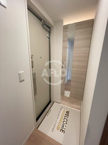 玄関　モンテゾーロ西田辺　玄関