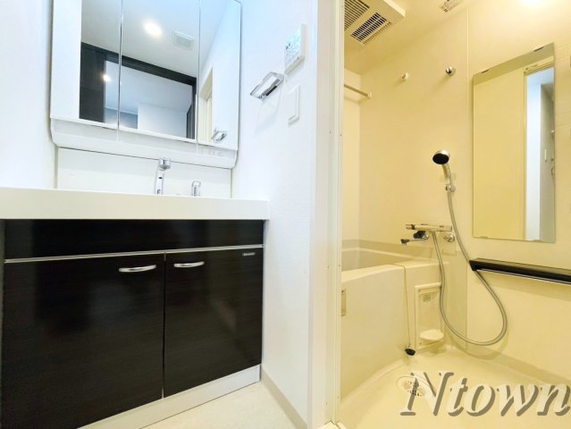 洗面設備　洗面所です