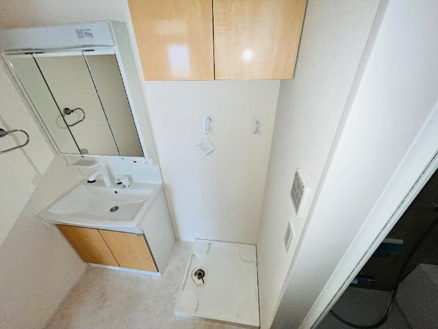 玄関　洗濯機置き場