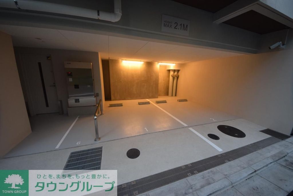 駐車場　駐車場