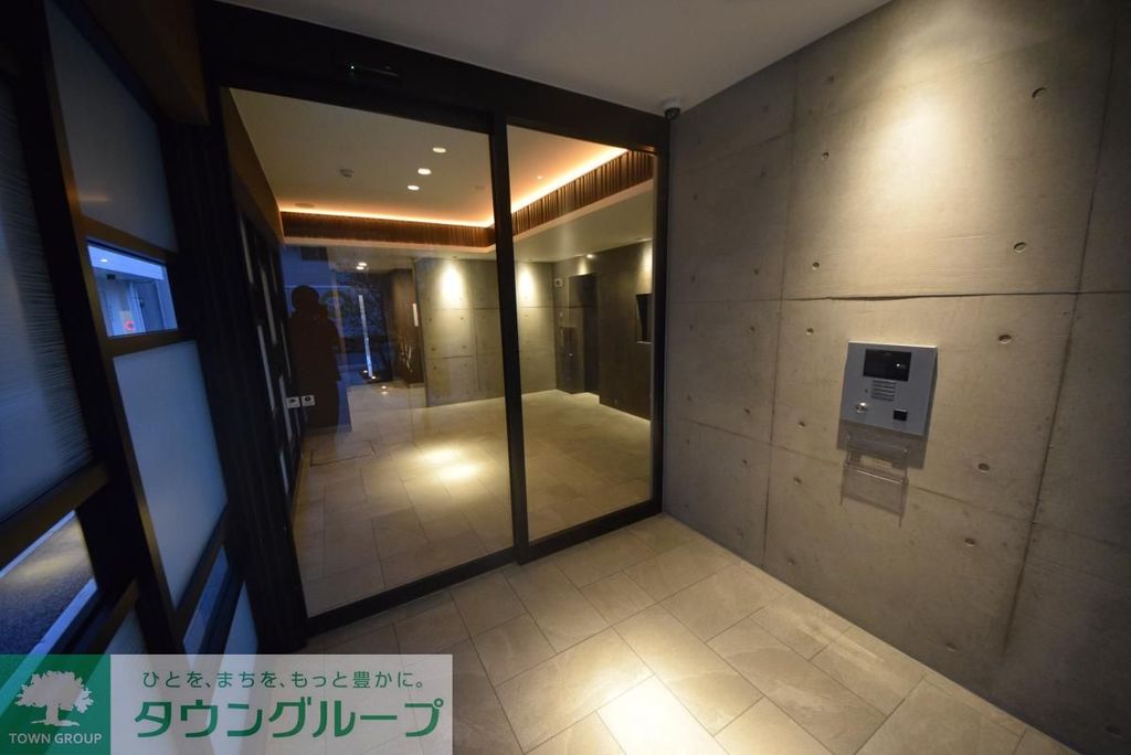 エントランス　エントランス