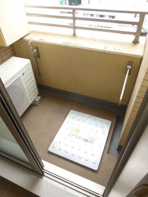 バルコニー　※別室参考写真