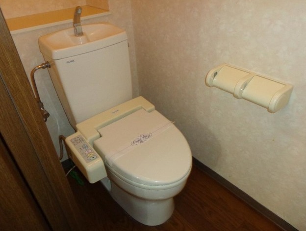 トイレ　別号室