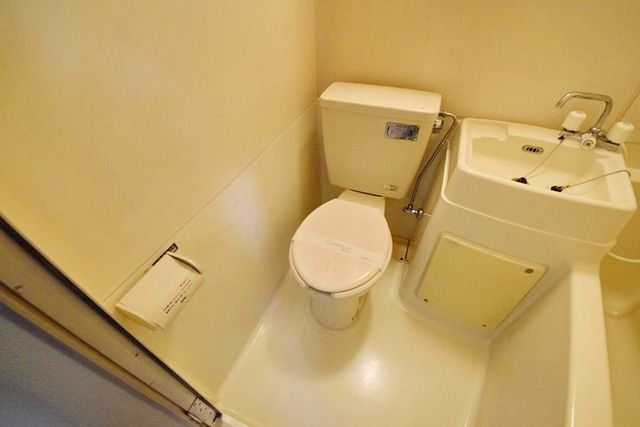 トイレ　★お部屋探しはタウンハウジング高幡不動店まで★