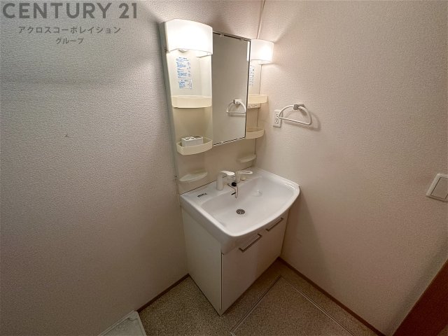 洗面設備　洗髪洗面化粧台付き♪