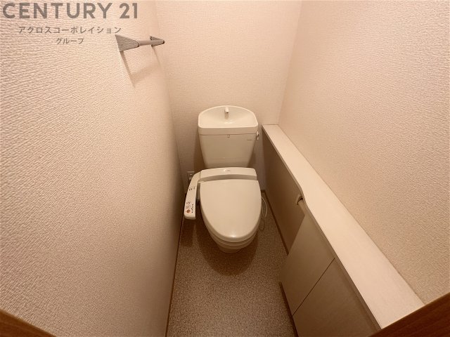 トイレ　温水洗浄便座付き☆