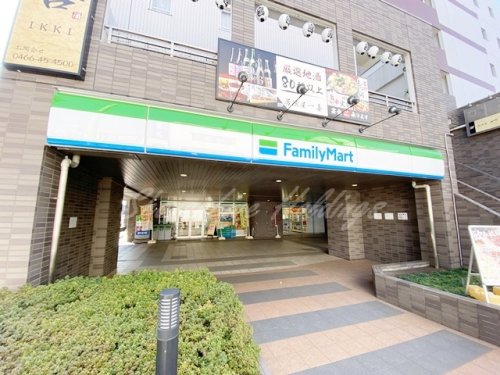 コンビニ　ファミリーマート 湘南台二丁目店（コンビニ）まで246m