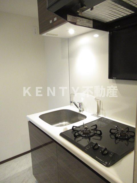 キッチン　コンパクトなキッチンで掃除もラクラク