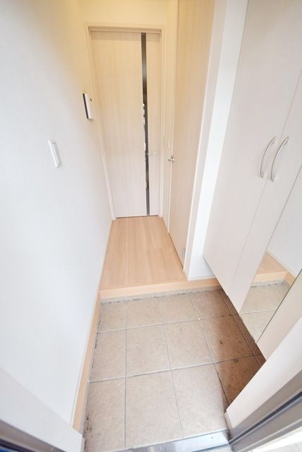 玄関　★お問い合わせはタウンハウジングまで★