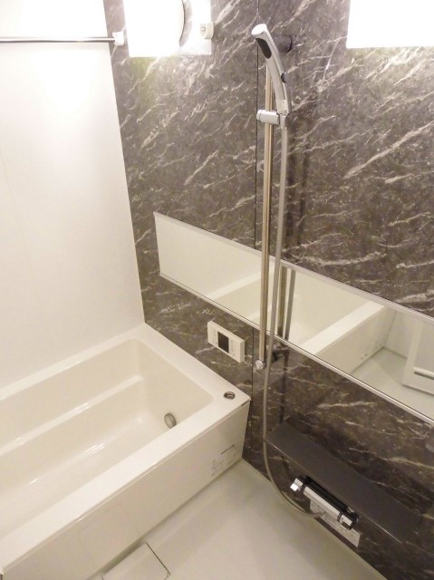 バス・シャワールーム　参考写真