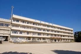 小学校　船橋市立八栄小学校（小学校）まで750m
