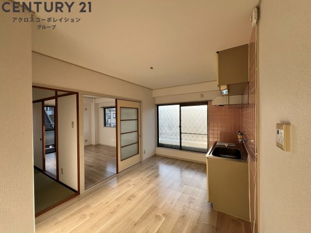 居室・リビング　６帖のダイニングキッチン♪