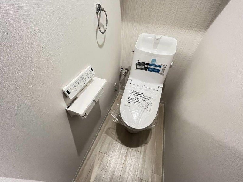 トイレ　トイレ