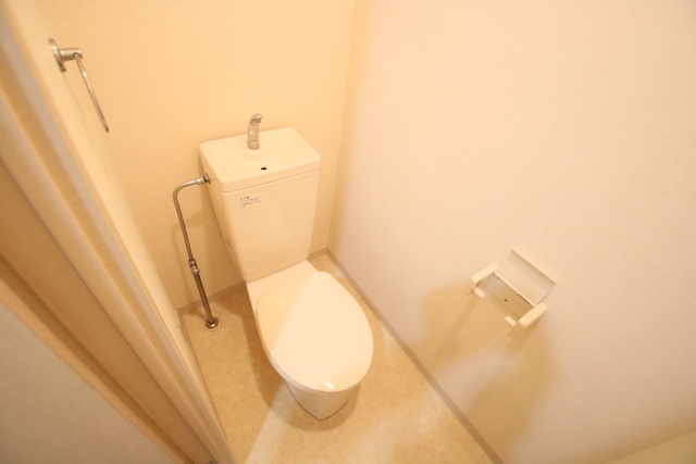 トイレ　別室の参考写真です。※現況優先