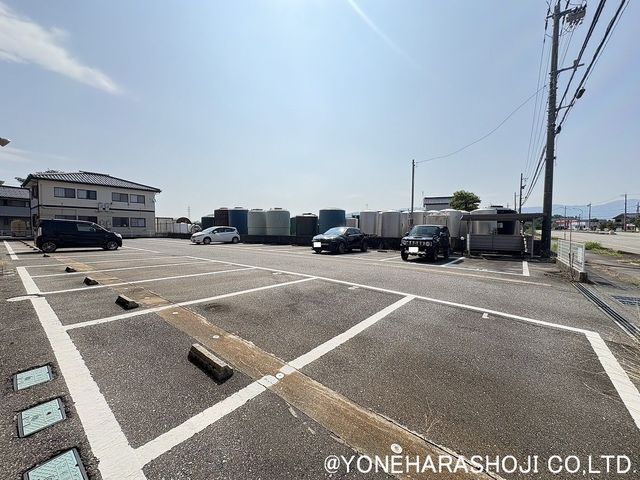 駐車場　融雪駐車場