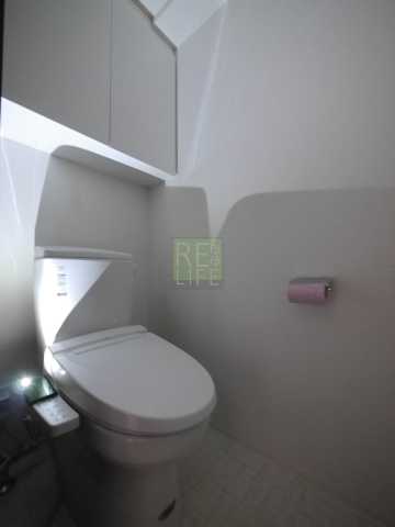 トイレ　DIPS新宿御苑