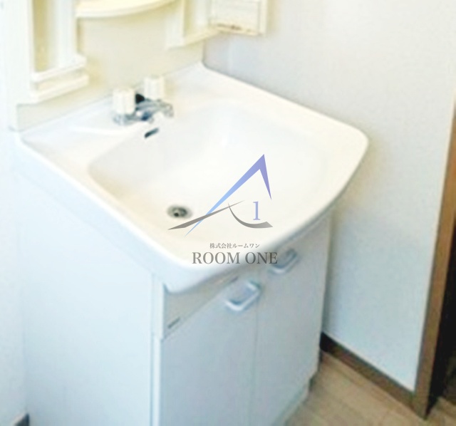 洗面設備　洗面台です。