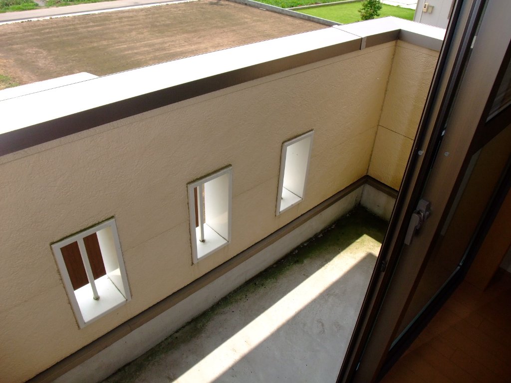 バルコニー　バルコニー