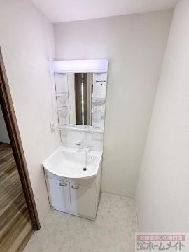 洗面設備　洗髪洗面化粧台