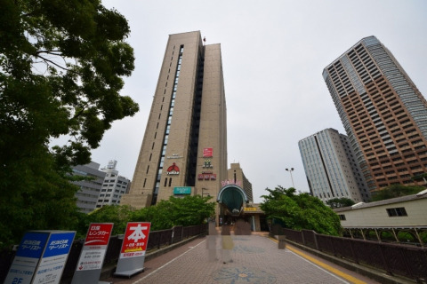 ショッピングセンター　セントラルプラザRAMLA（ショッピングセンター）まで790m