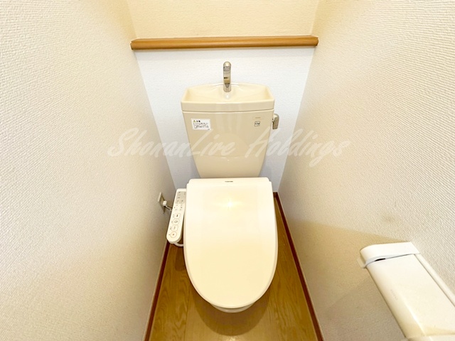 トイレ　嬉しい個室温水洗浄便座♪